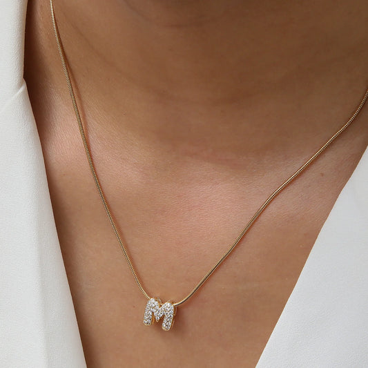 Collar con Inicial A-Z en Zirconia – Acero Inoxidable Chapado