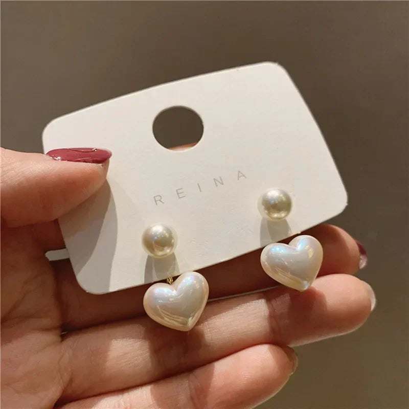 Aretes Colgantes Corazón Perlado – Estilo Romántico