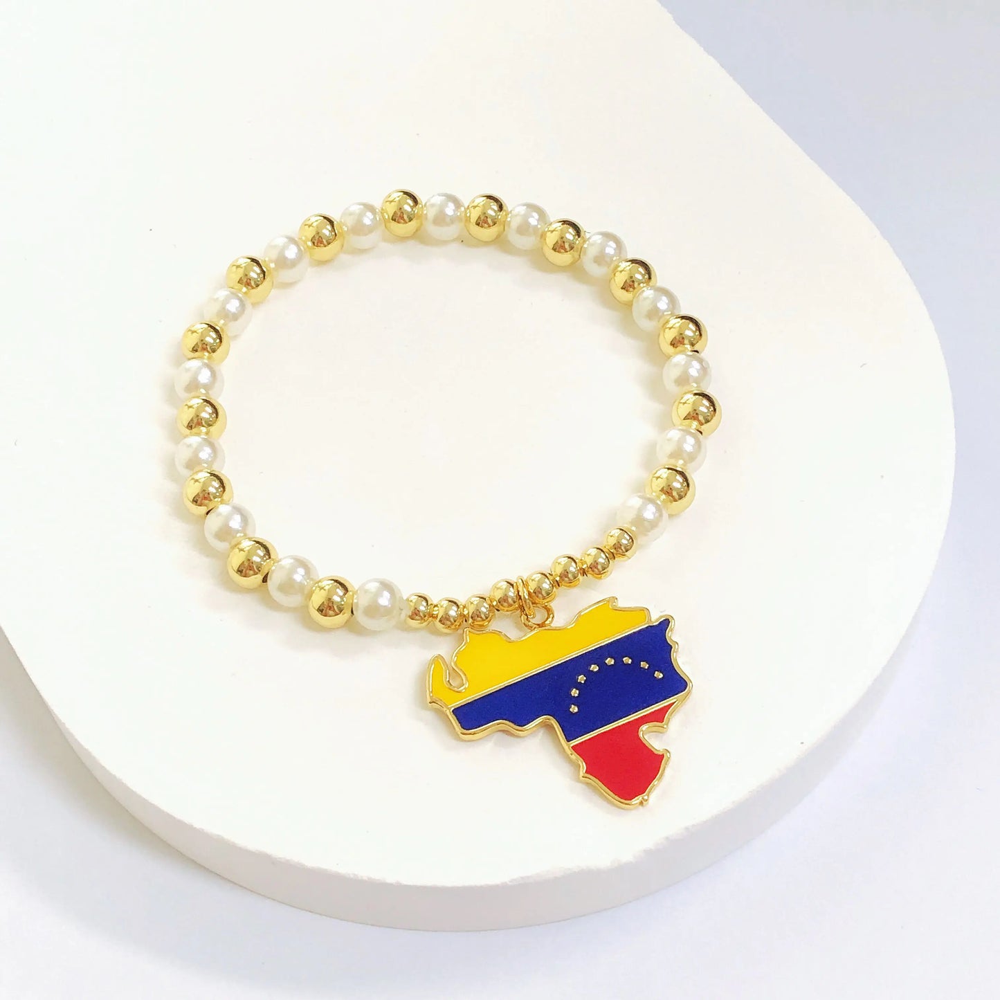 Pulsera Elástica con Dije de País