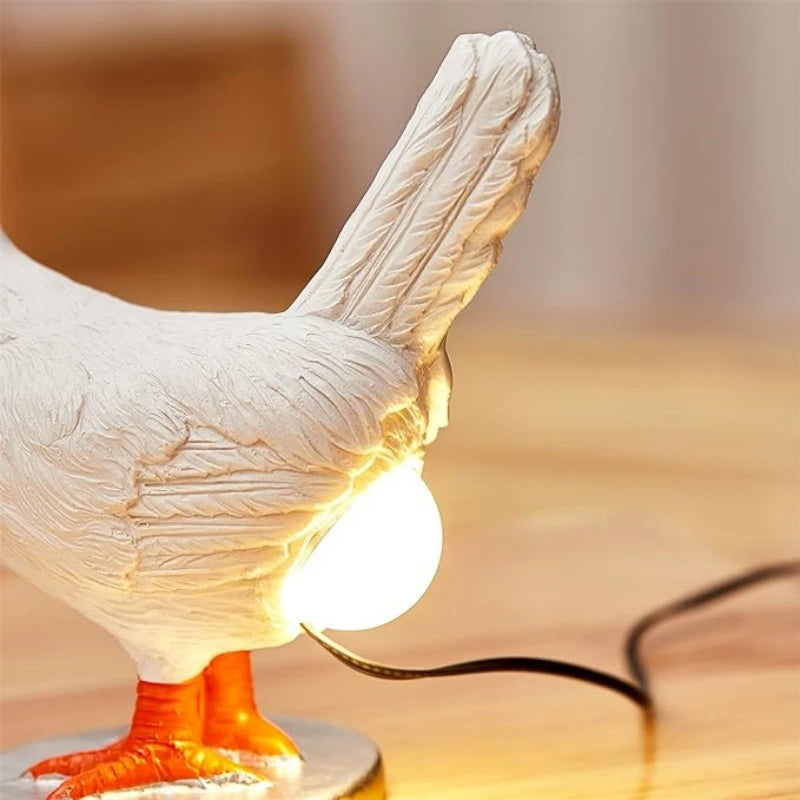 Lámpara de Mesa Animal Pollo LED – Decoración Funny para Habitación