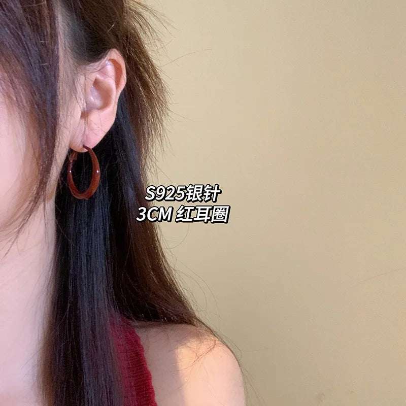 Aretes Elegantes – Joyería para Mujer, Diseño Femenino de Lujo