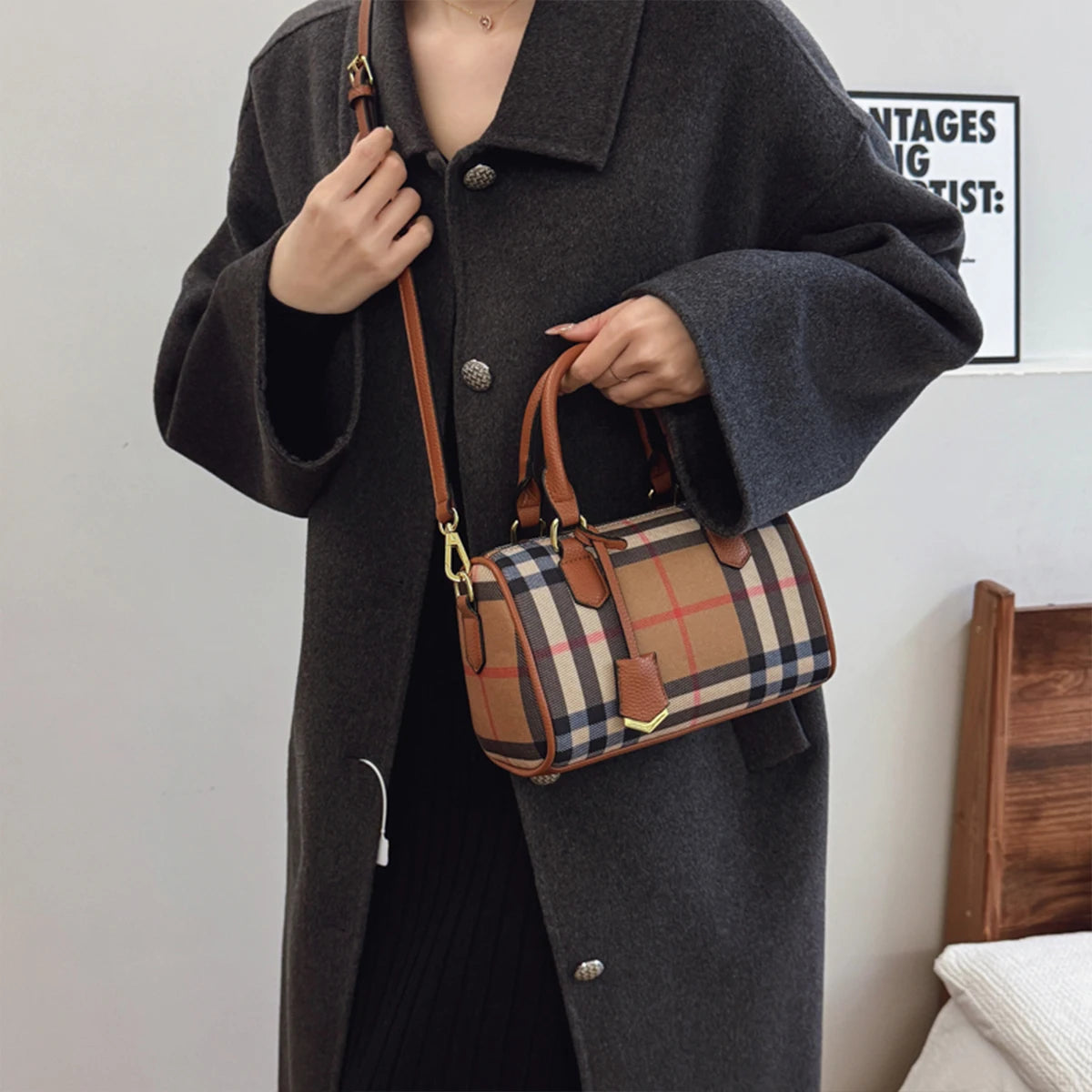 Bolsa Crossbody Cuadros Clásicos – Mini Bolsa Elegante de PU