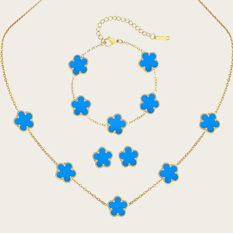 Set de Joyería Trébol Elegante – Collar, Pulsera y Aretes