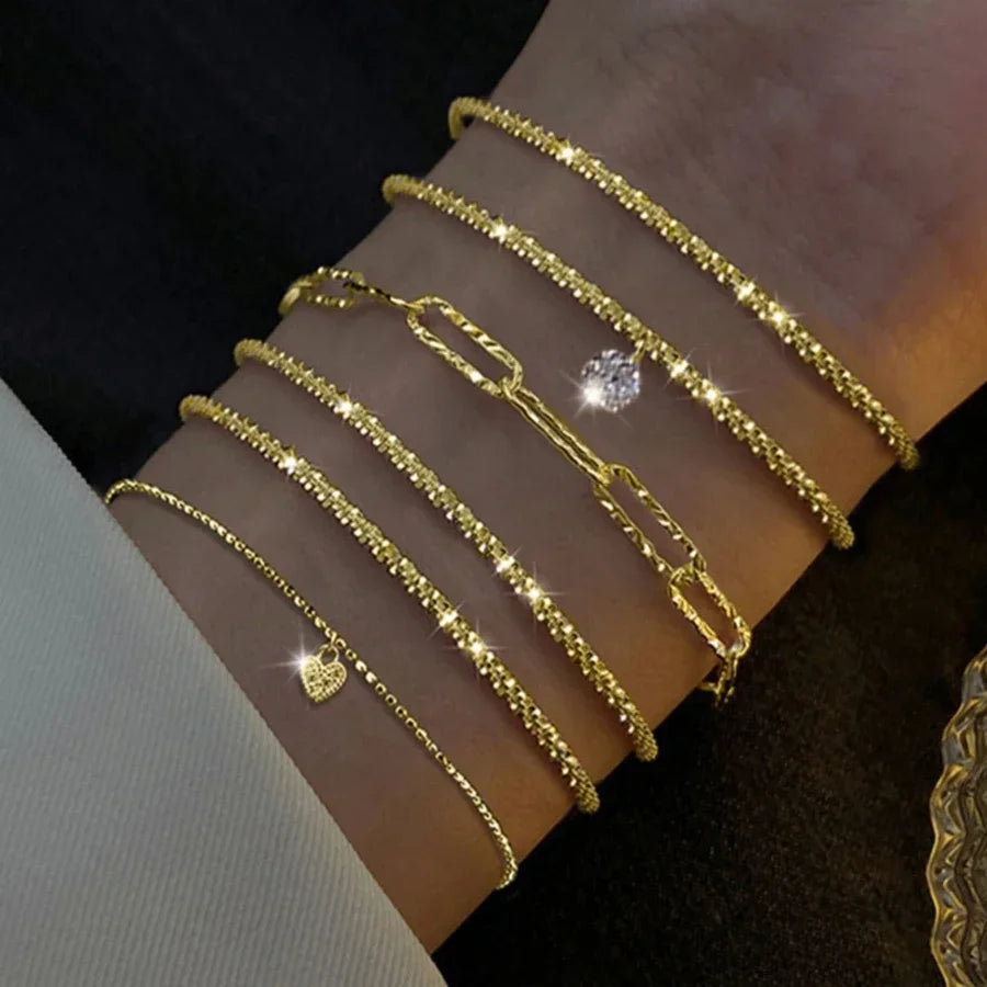 Pulsera Fina con Destellos – Accesorio de Noche, Look Glam