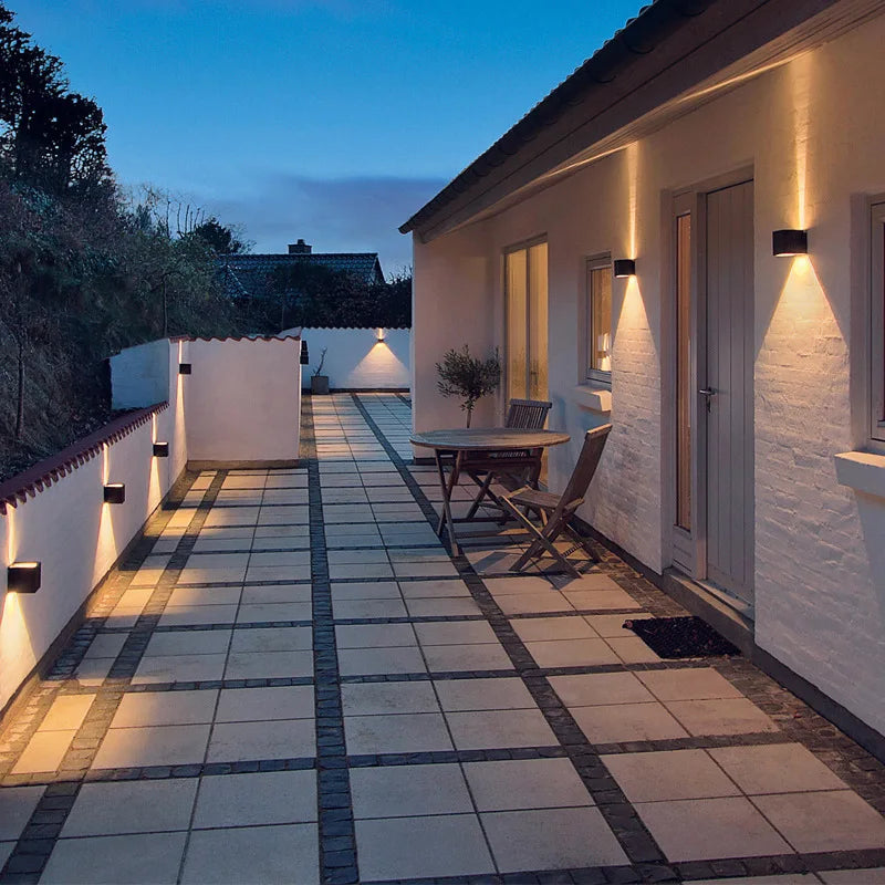 Lámpara LED de Pared Moderna – Luz Decorativa para Interior y Exterior