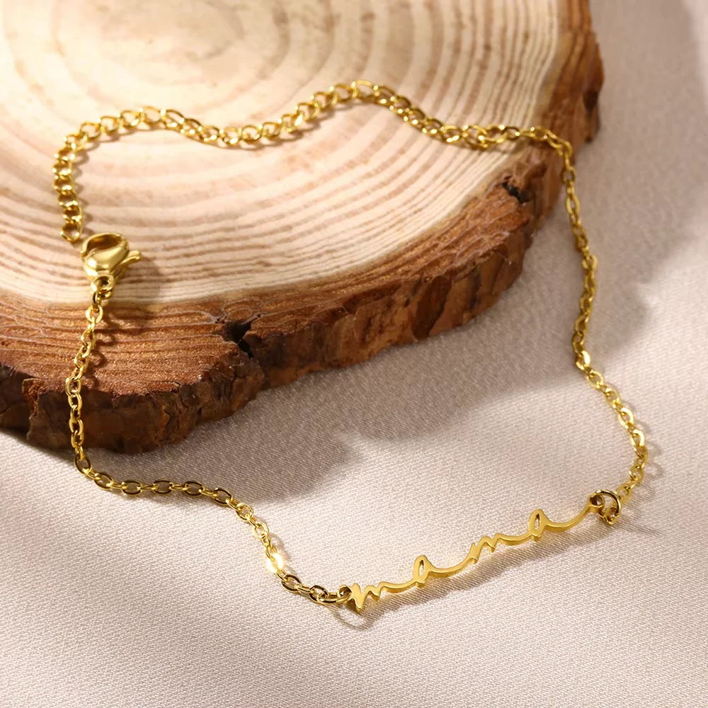 Pulsera “Mamá” Minimalista Ajustable – Regalo Día de las Madres