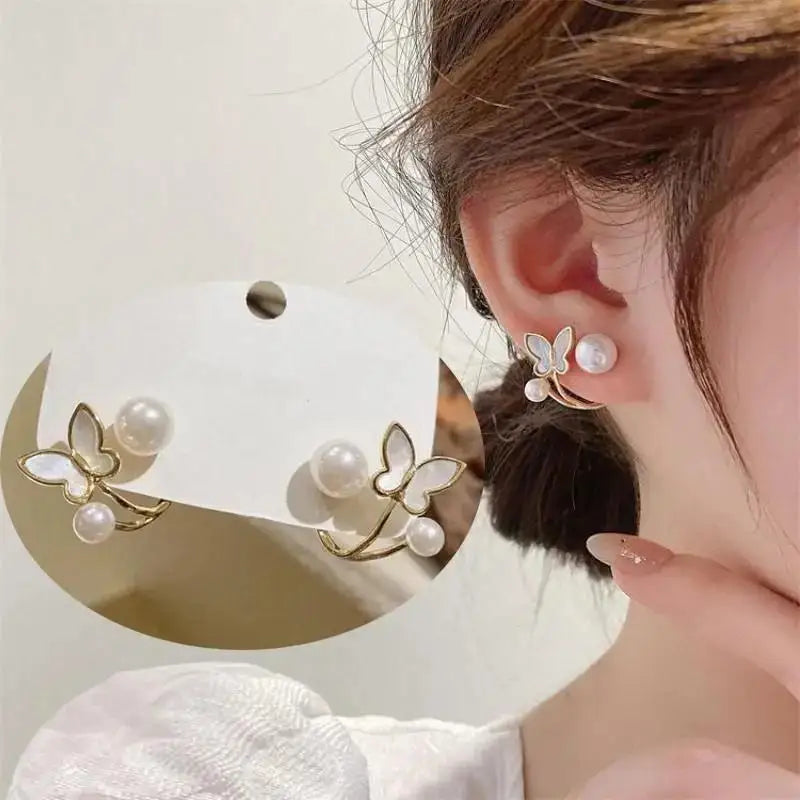 Aretes Tulipán con Moño – Plata y Flor Blanca, Elegantes