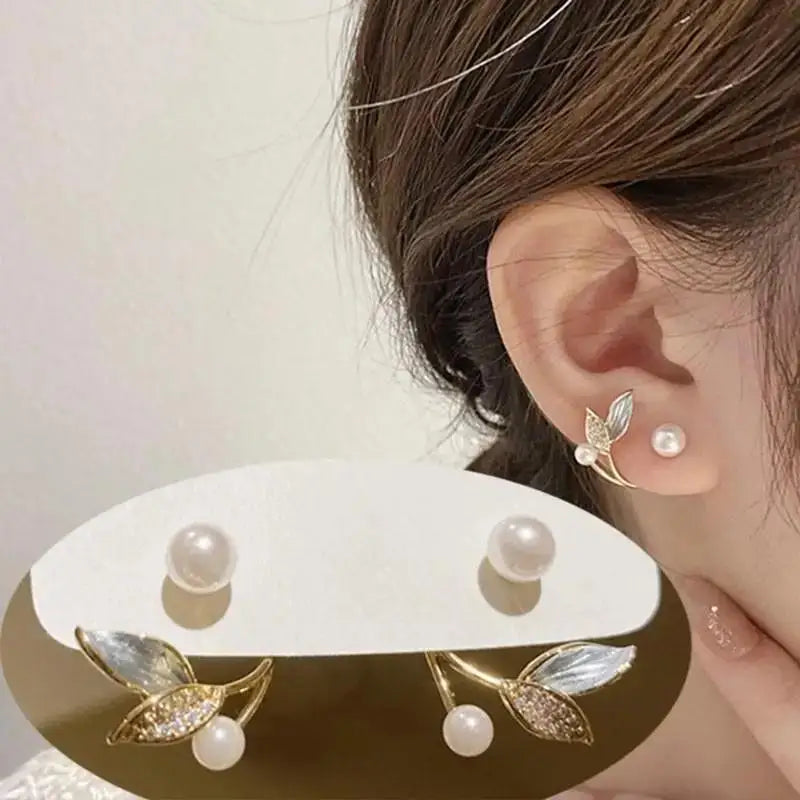 Aretes Tulipán con Moño – Plata y Flor Blanca, Elegantes