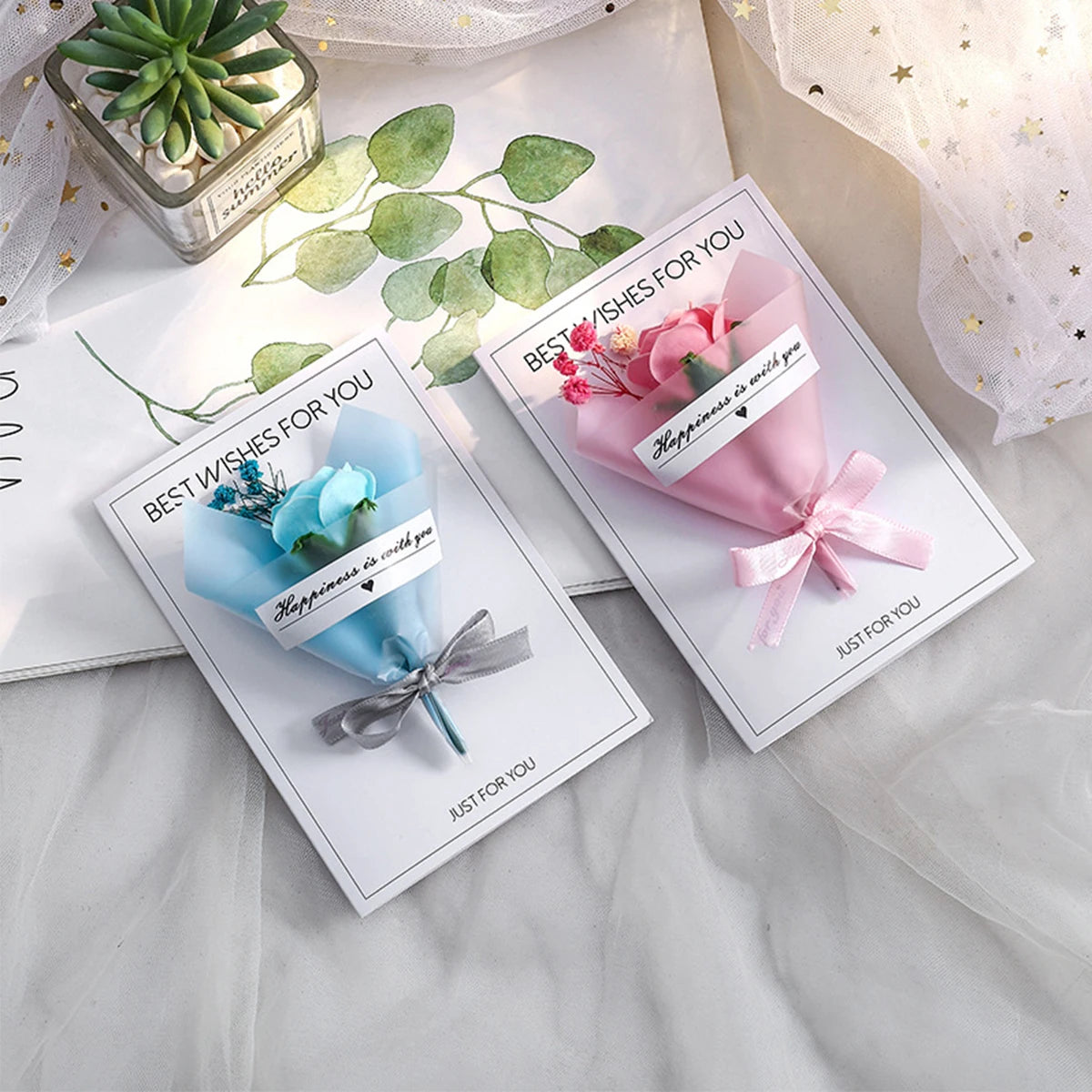 Tarjeta Artesanal de Agradecimiento con Flores Eternas - Diseño Elegante