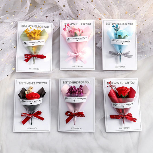 Tarjeta Artesanal de Agradecimiento con Flores Eternas - Diseño Elegante