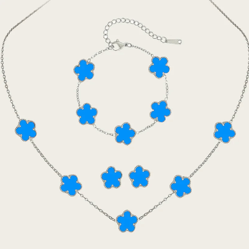 Set de Joyería Trébol Elegante – Collar, Pulsera y Aretes