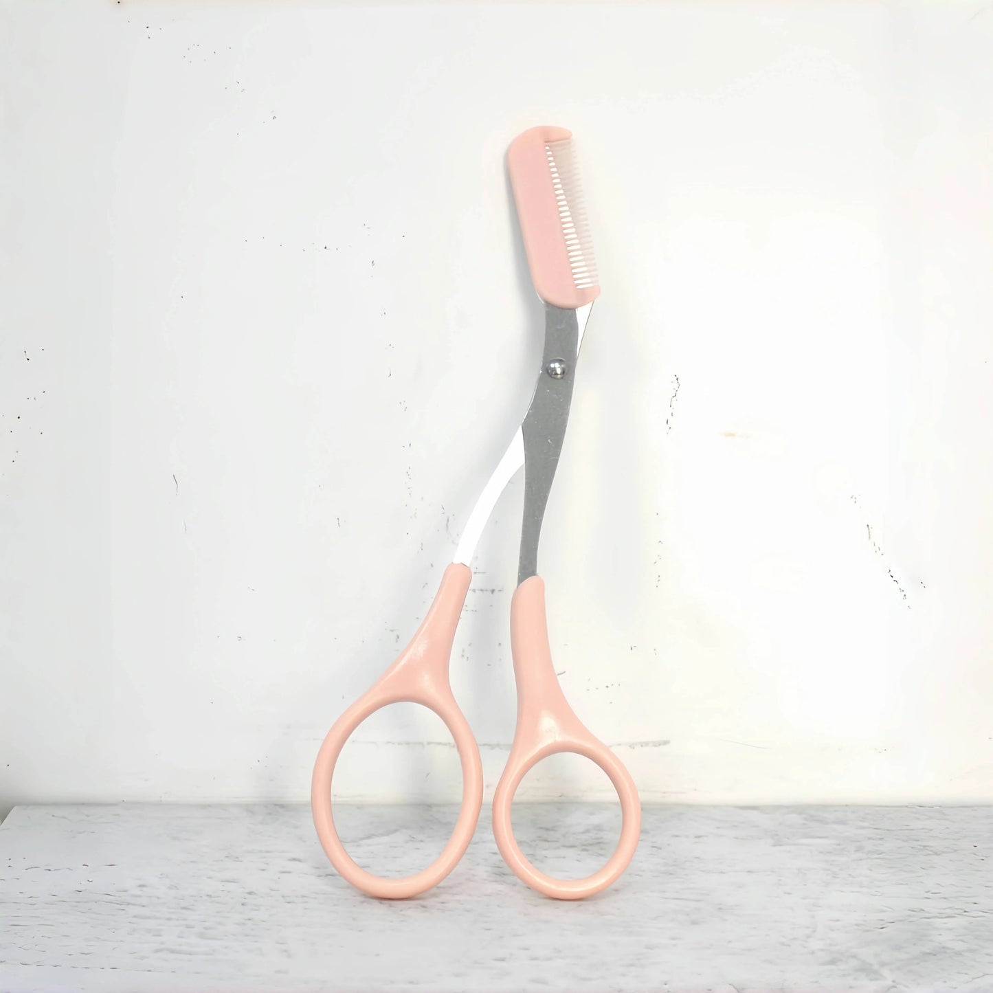 Tijeras para Cejas con Peine Integrado de Precisión