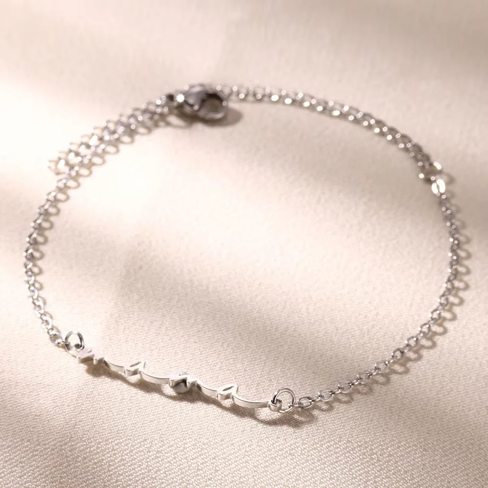 Pulsera “Mamá” Minimalista Ajustable – Regalo Día de las Madres