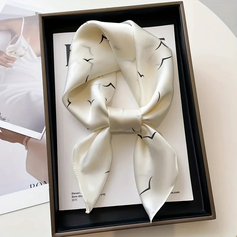 Pañuelo Elegante Tipo Seda Cuadrado para Mujer - Estilo Chic