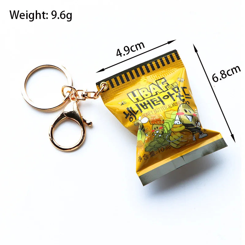 Llavero Miniatura de Ramen Coreano Negro – Accesorio para Mochila