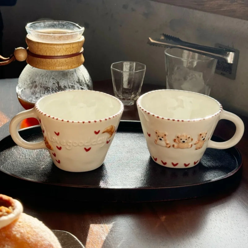 Taza de Cerámica con Relieve "Hand-drawn" - Diseño de Ositos y Corazones