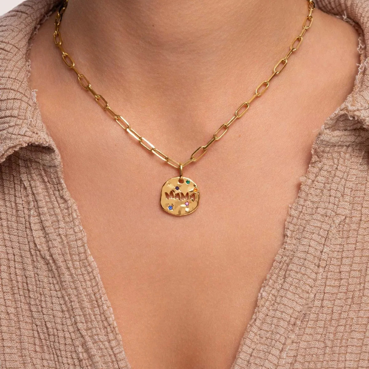 Regalo para Mamá: Collar de Moda con Colgante Circular y Brillo