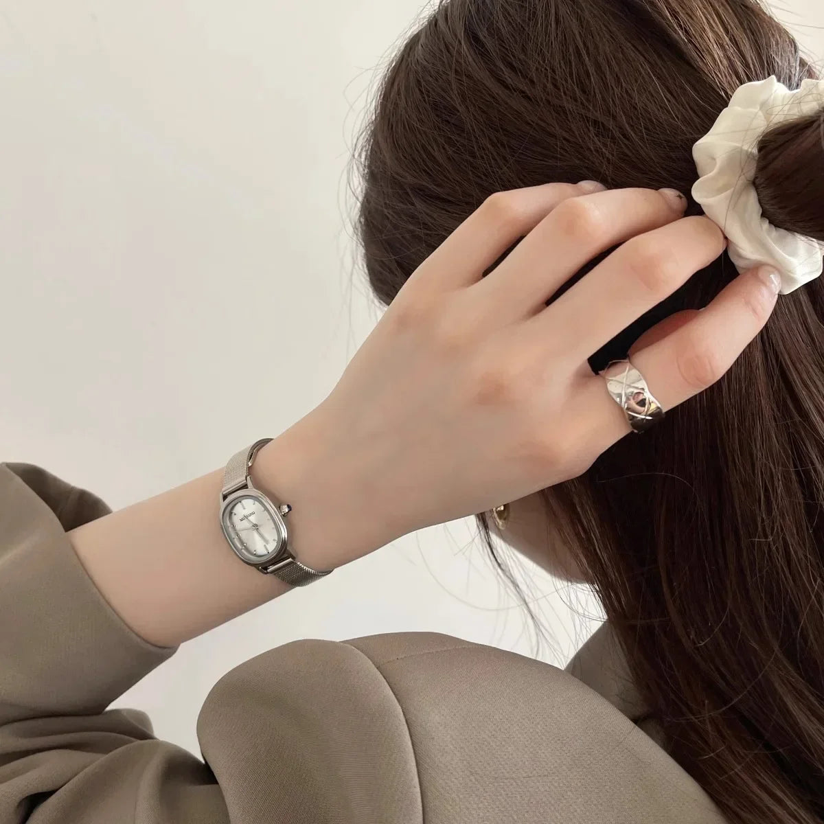 Reloj Elegante de Pulsera para Mujer – Estilo Minimalista