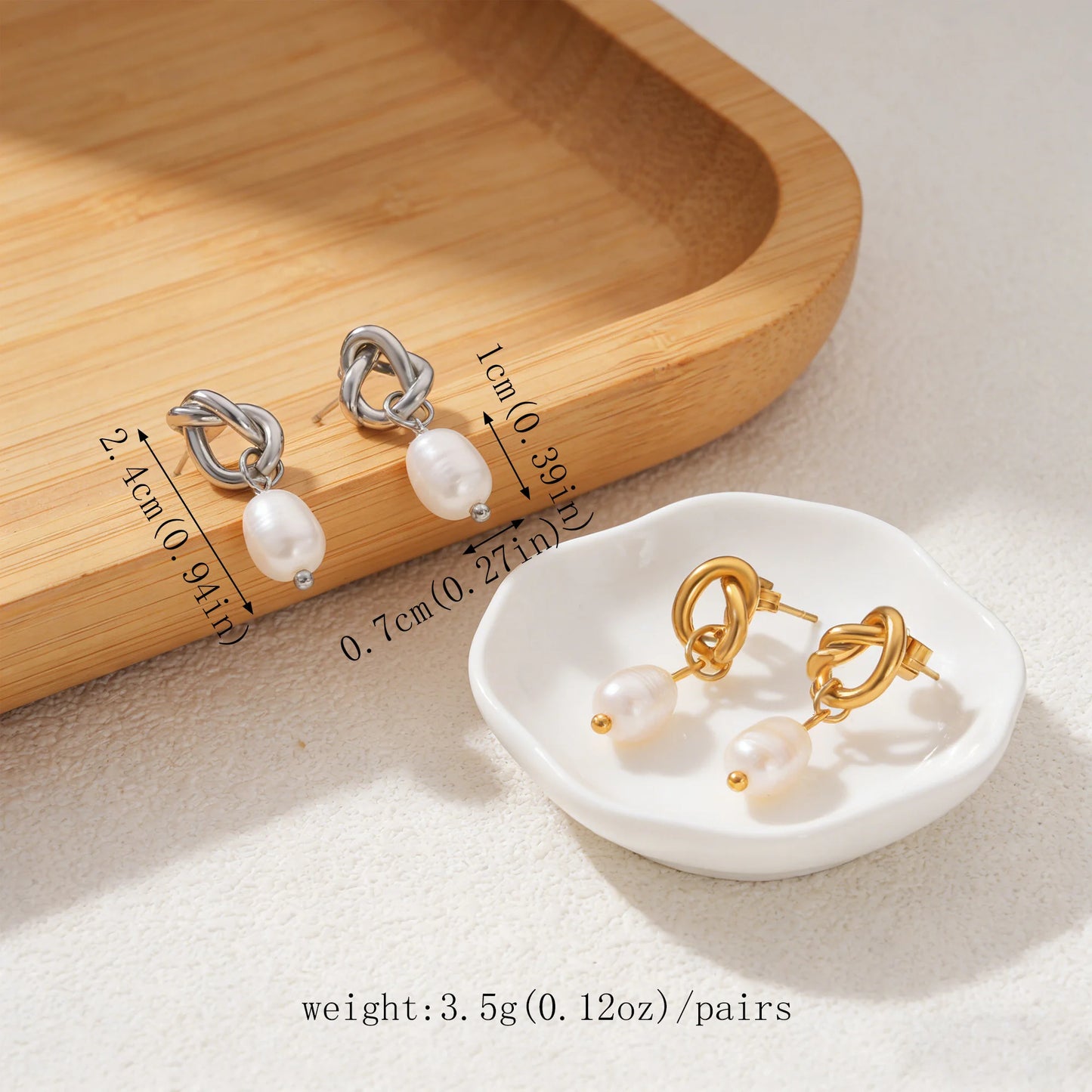 Aretes Elegantes con Perla y Acero Inoxidable