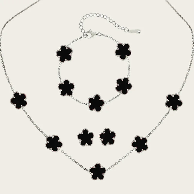 Set de Joyería Trébol Elegante – Collar, Pulsera y Aretes