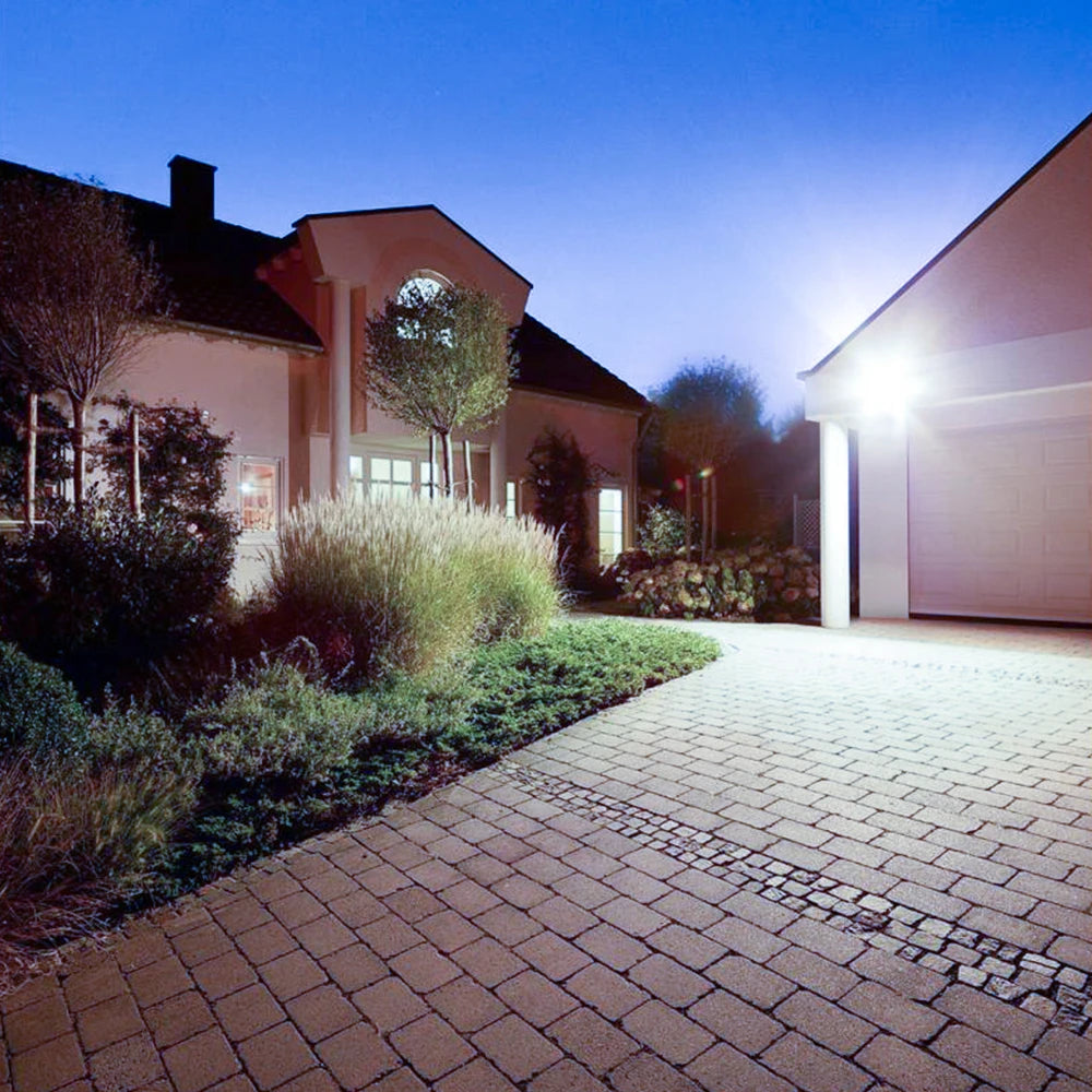 Reflector LED Exterior Impermeable IP66 – Luz LED de Alta Potencia para Jardín y Seguridad