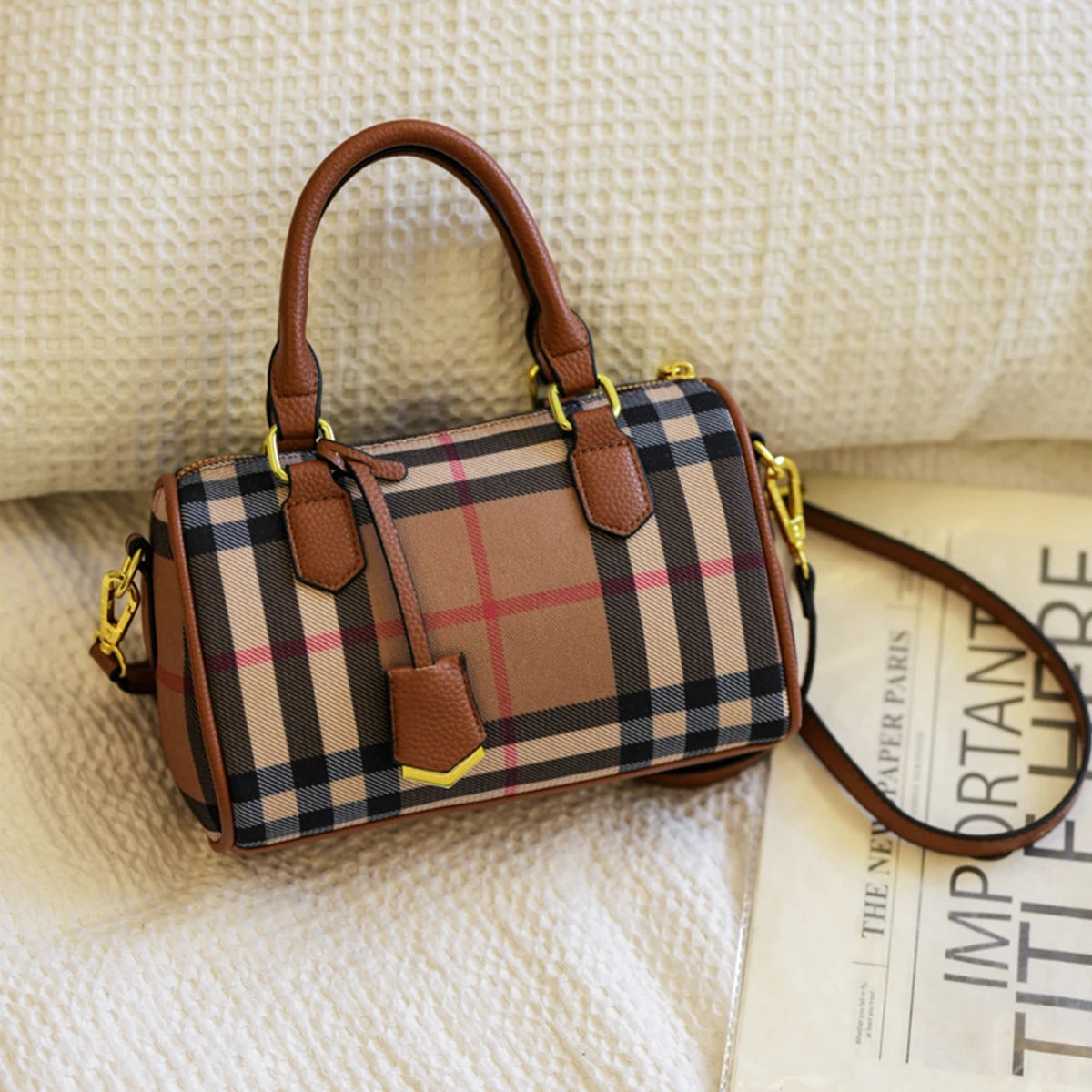 Bolsa Crossbody Cuadros Clásicos – Mini Bolsa Elegante de PU