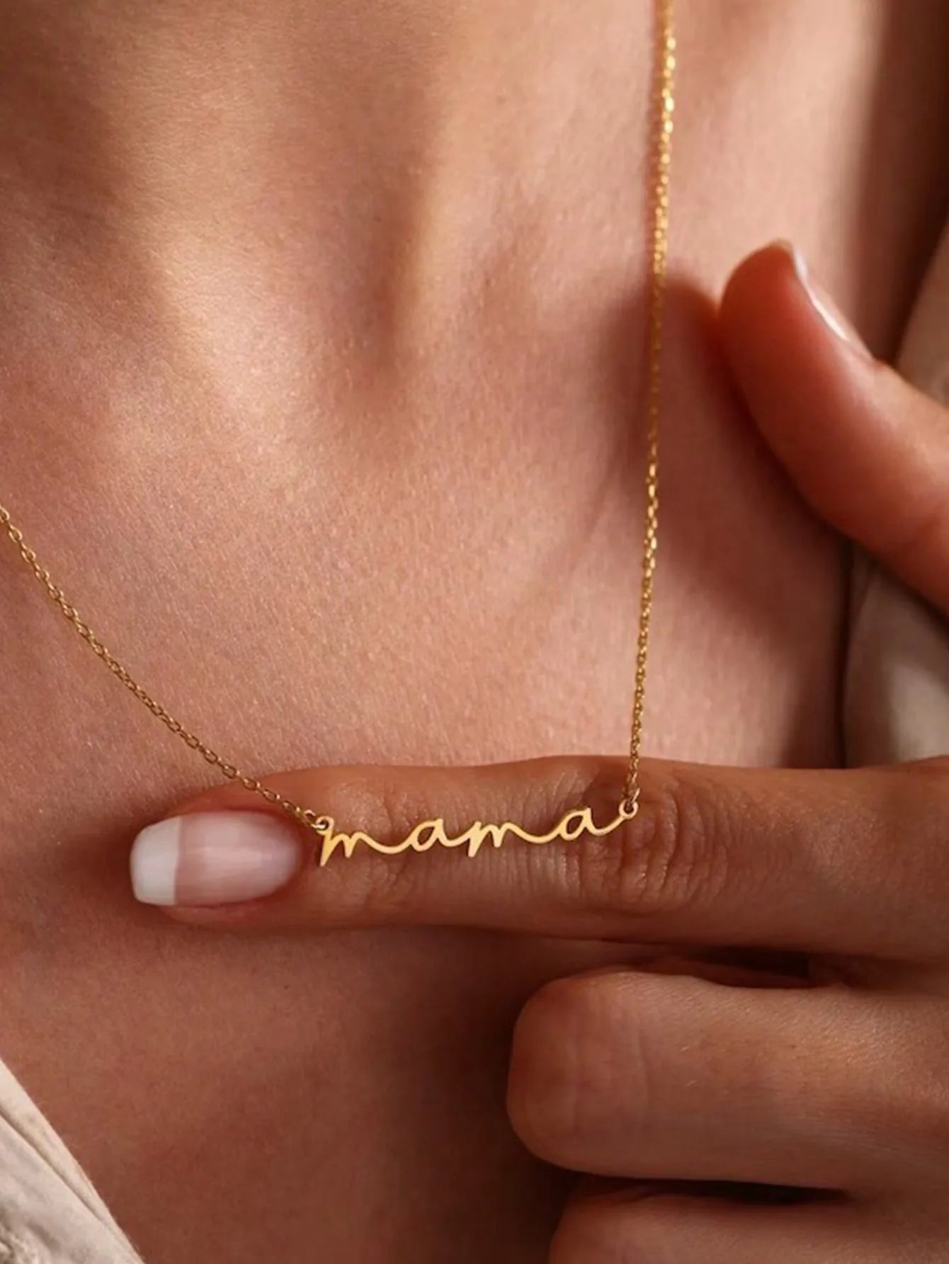 Collar con Nombre “Mamá” – Regalo Día de las Madres
