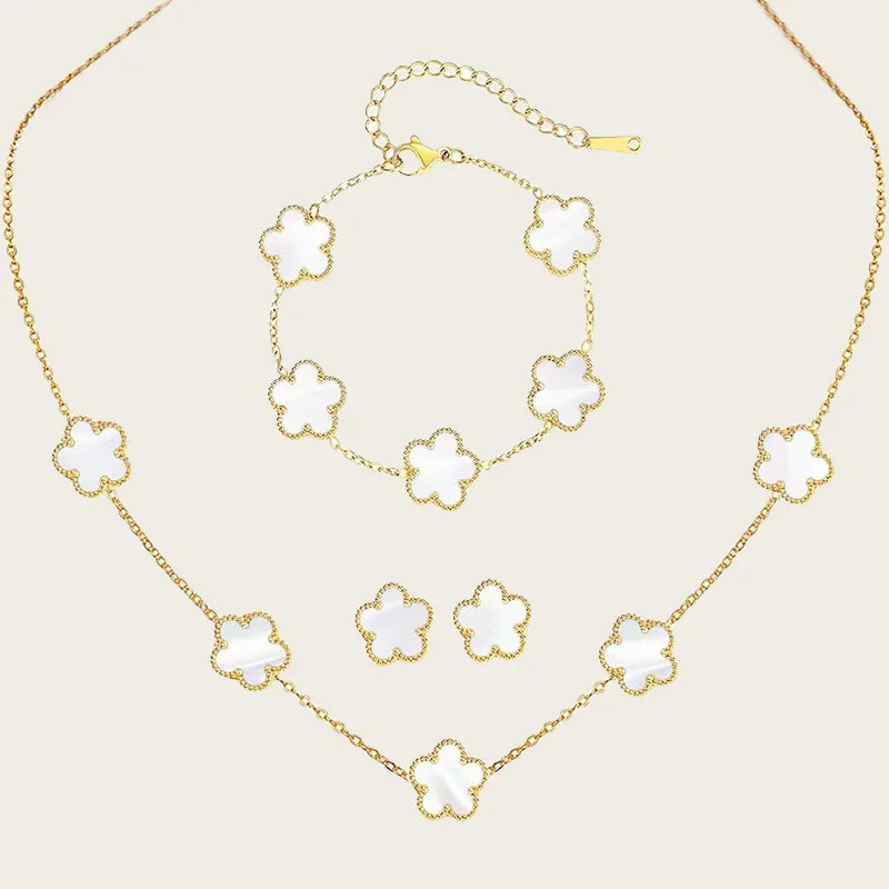 Set de Joyería Trébol Elegante – Collar, Pulsera y Aretes